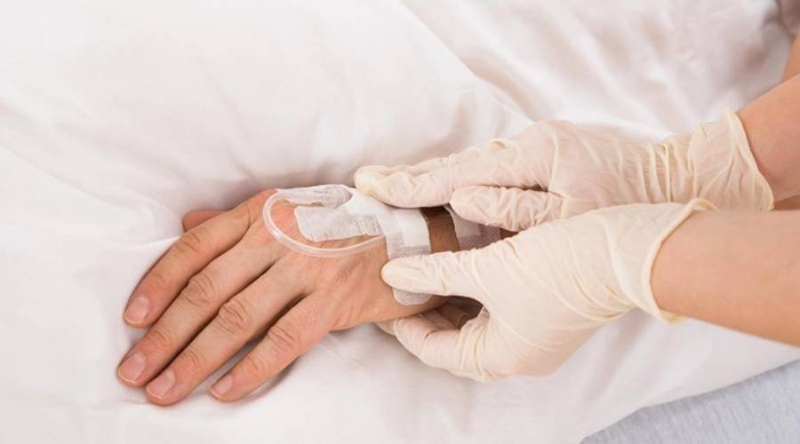 Evde Serum Takılır mı? Evde Serum Hizmeti Hakkında Bilmeniz Gereken Her Şey
